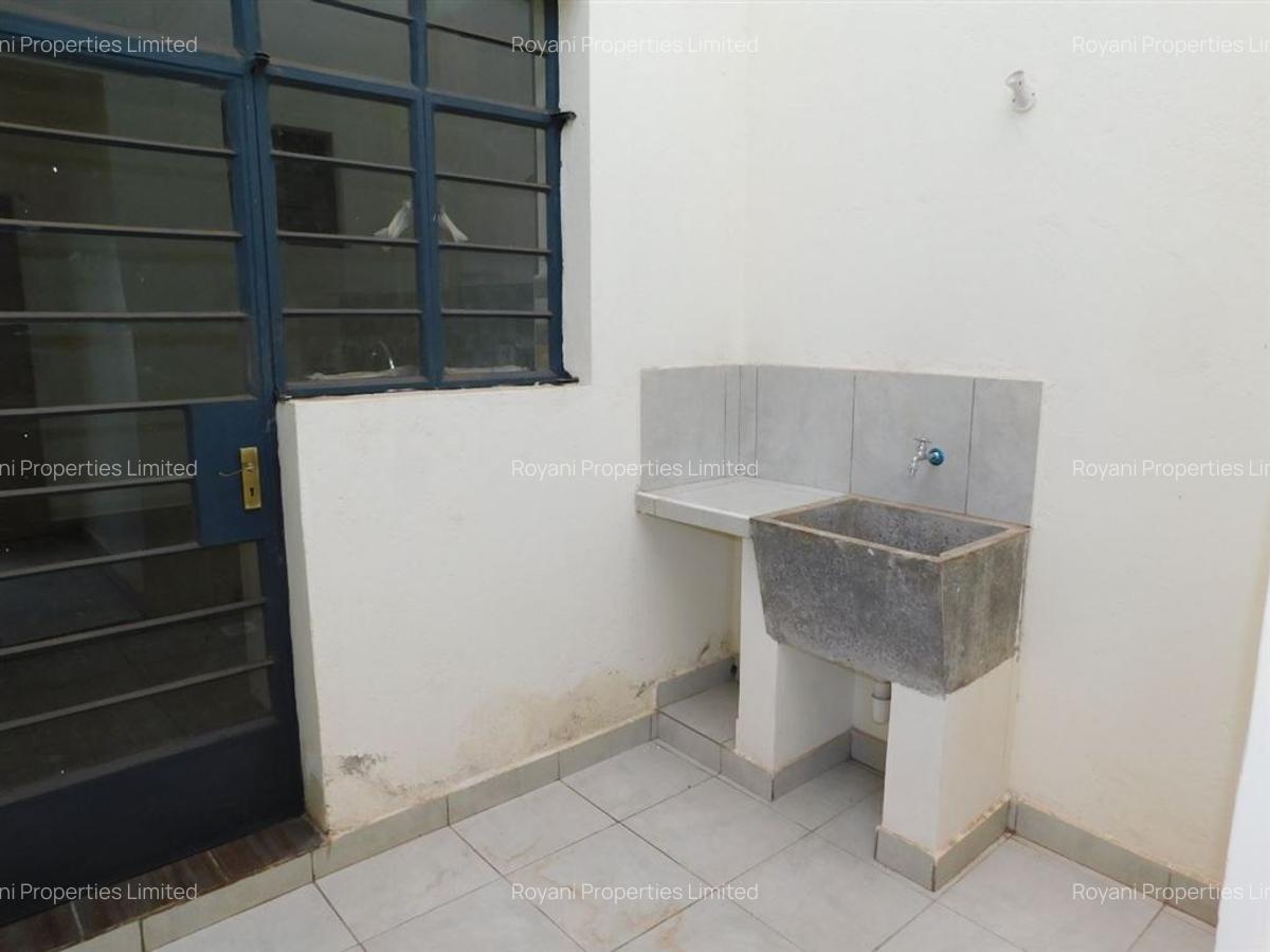 4 Bed House with En Suite at Eden Ville Estate Opposite Five Star Meadows - 18