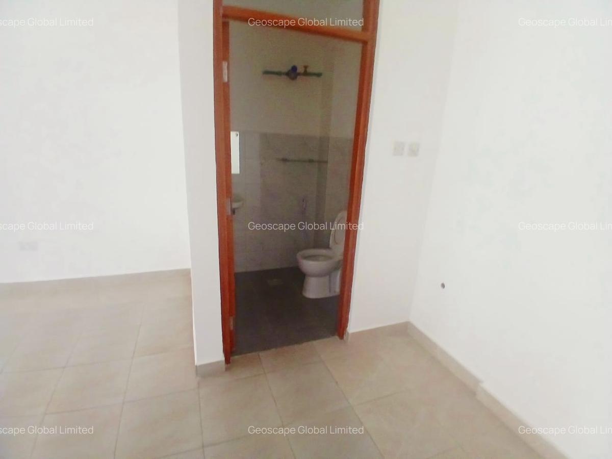 611 ft² Commercial Property with Parking in Parklands - 3