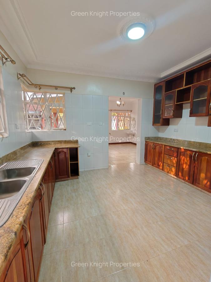 4 Bed House with En Suite in Karen - 17