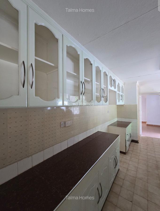 4 Bed House with En Suite at Loresho - 5