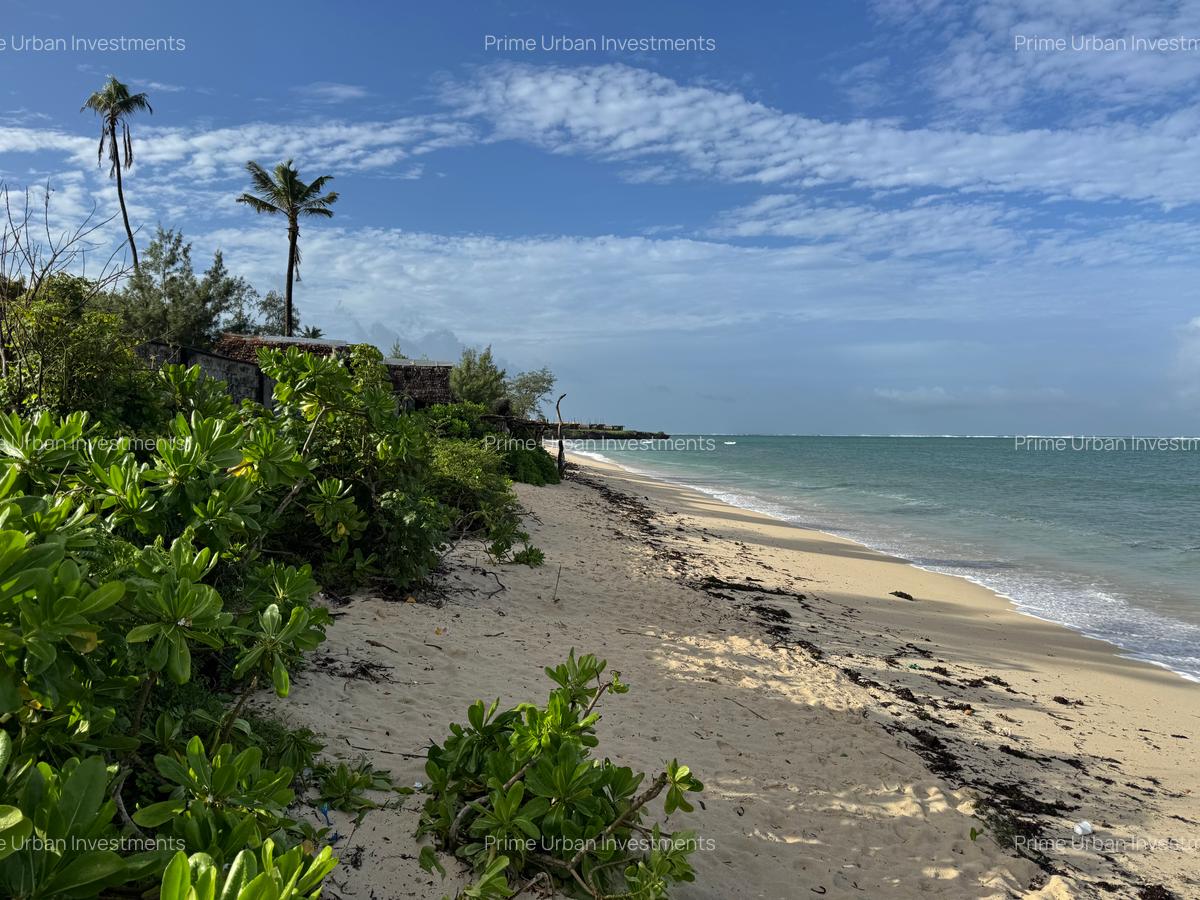 Land in Kikambala - 2