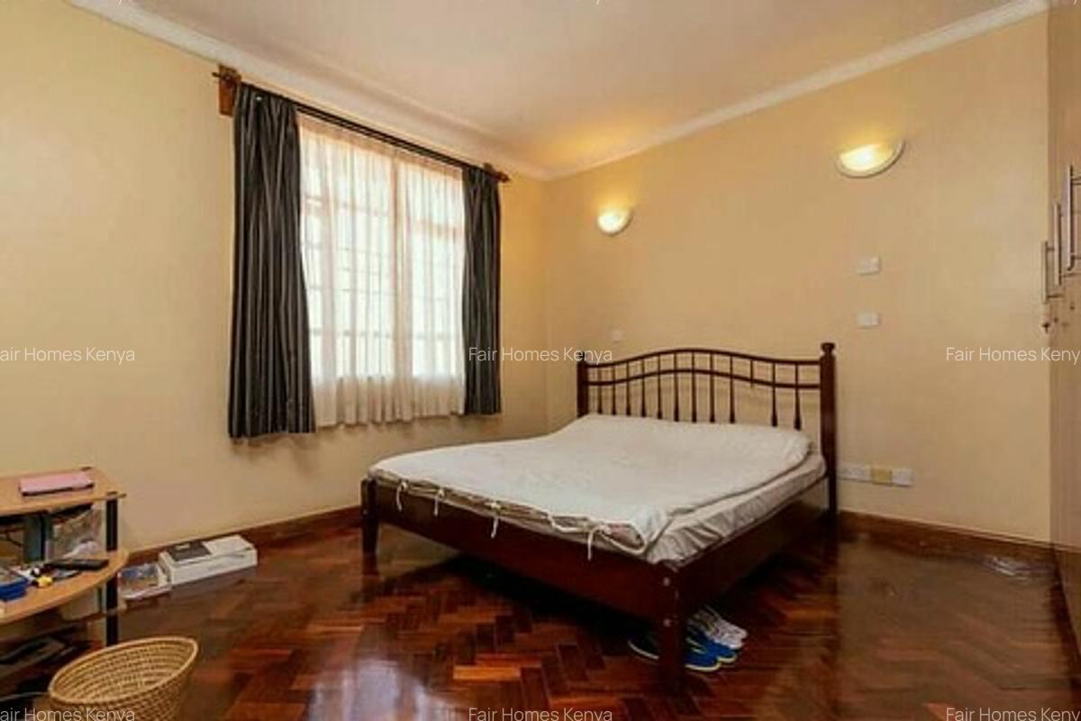 5 Bed Townhouse with En Suite at Kitisuru - 17