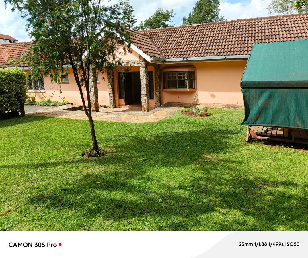 1,577 ft² Commercial Property with Service Charge Included at Hurlingham - 6