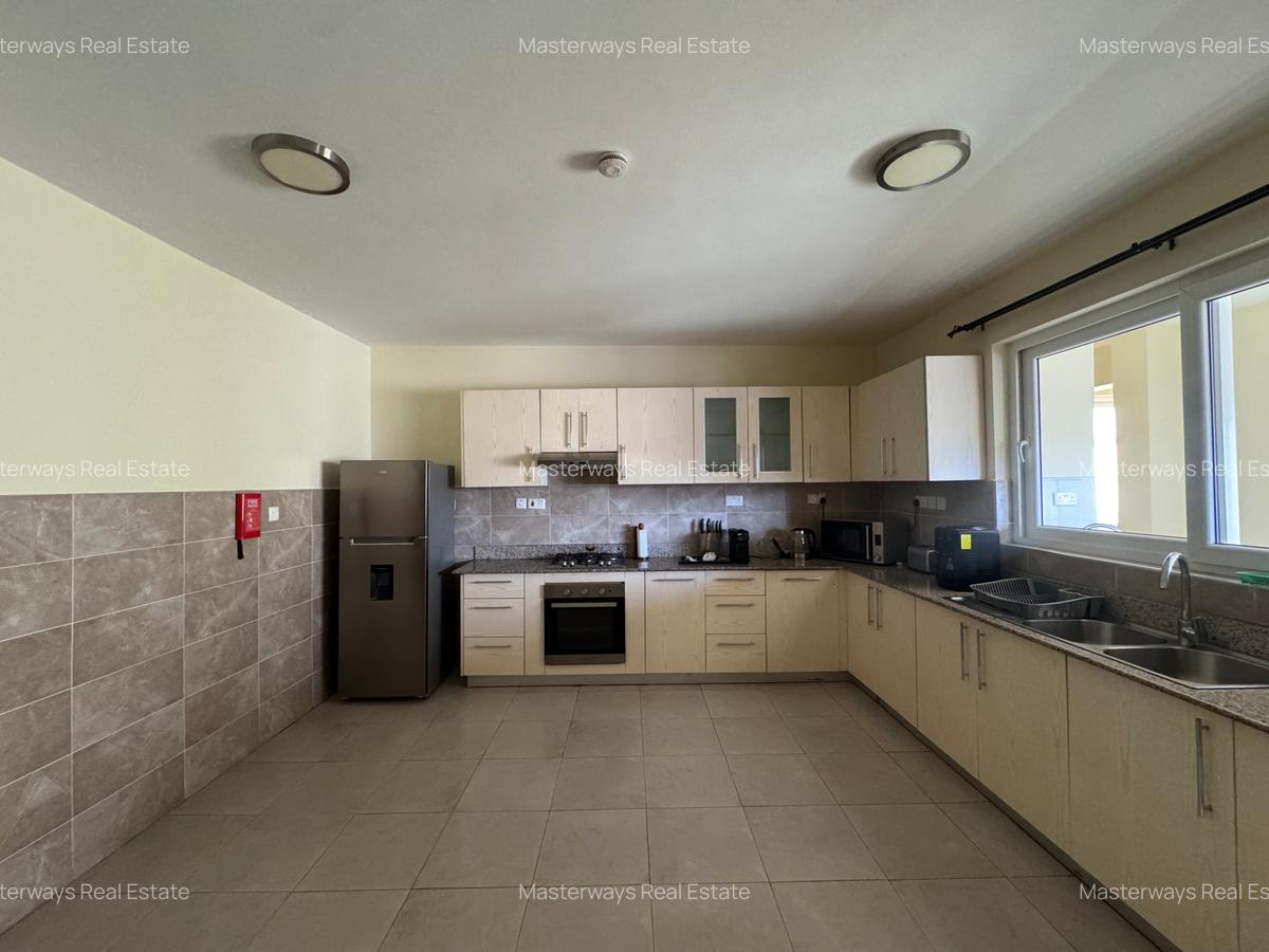 Furnished 3 Bed Apartment with En Suite in Westlands Area - 12