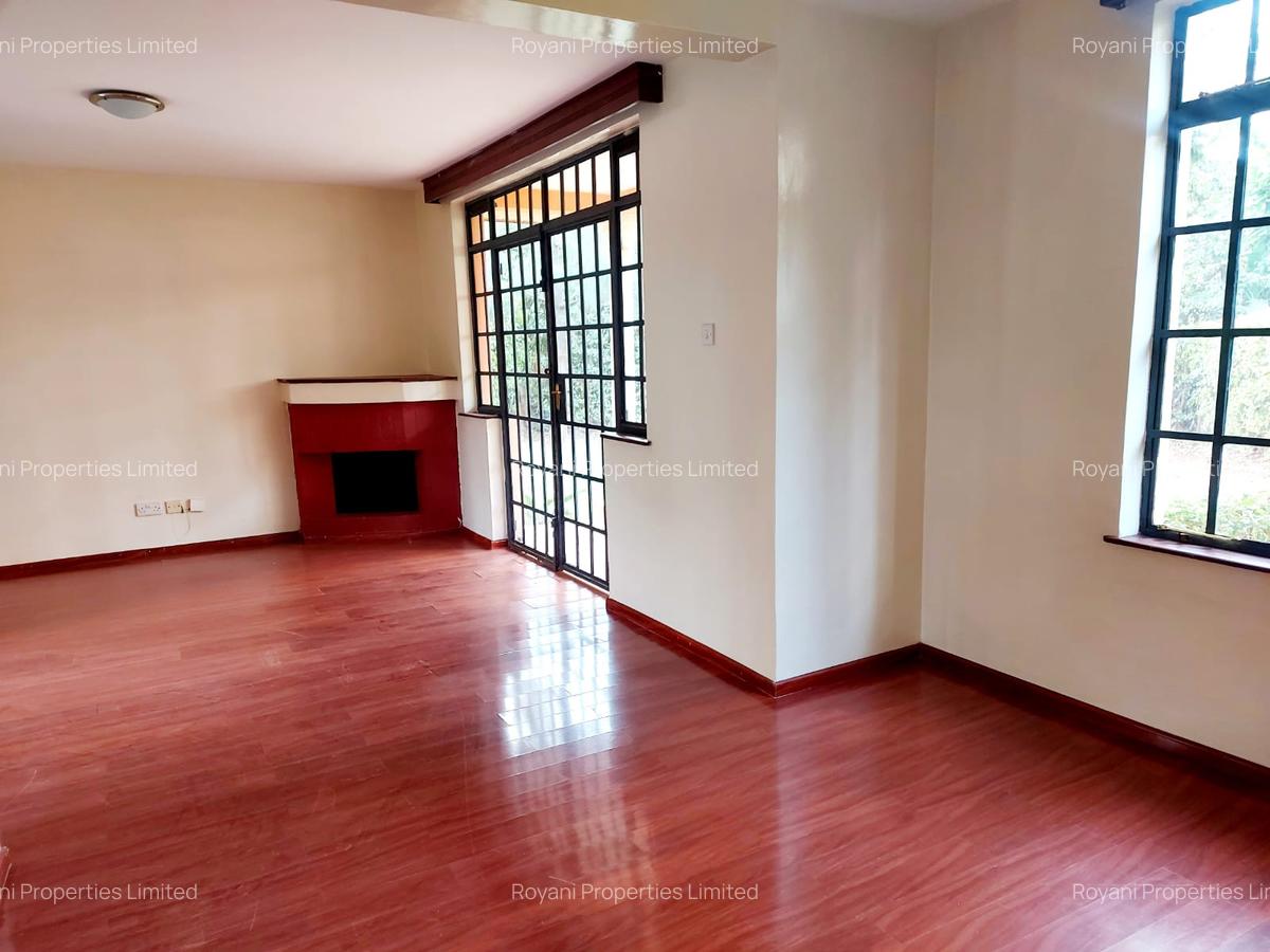 3 Bed Villa with En Suite at Fourways Junction Estate - 3