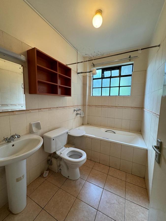 3 Bed Apartment with En Suite in Kileleshwa - 18