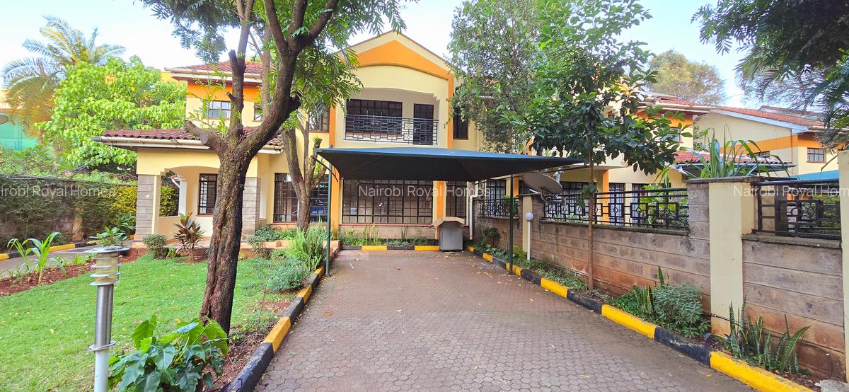 4 Bed Townhouse with En Suite at Off Convent Drive - 4