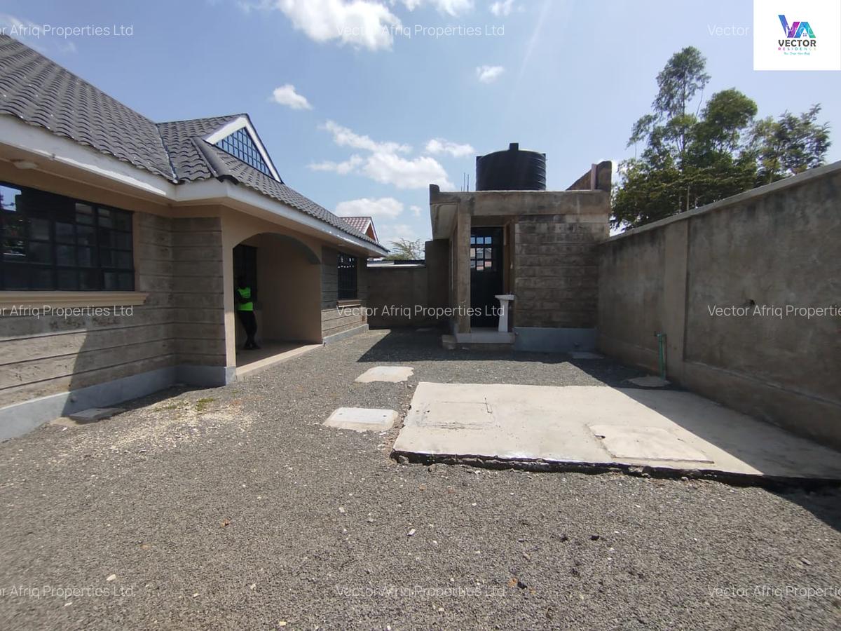 3 Bed House with En Suite in Kitengela - 5