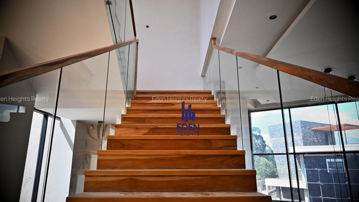 5 Bed Villa with En Suite in Loresho - 6