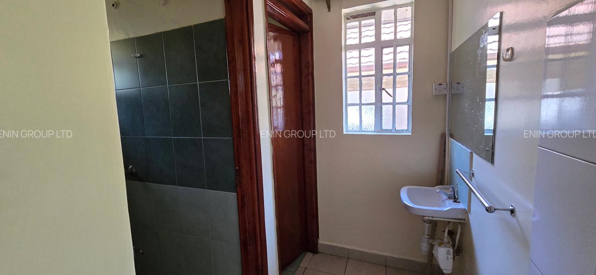 1 Bed House with Garden at Jacaranda Avenue - 6