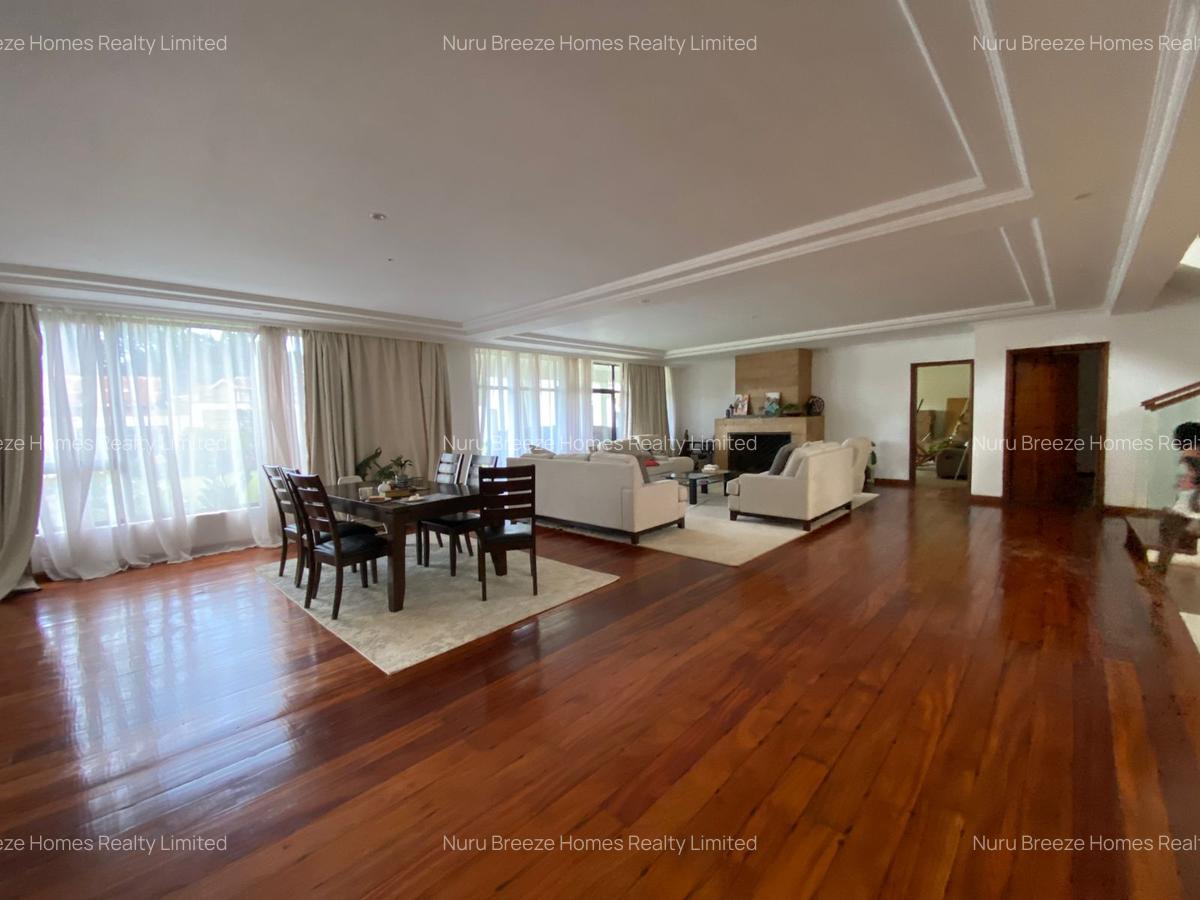 5 Bed House with En Suite in Runda - 4