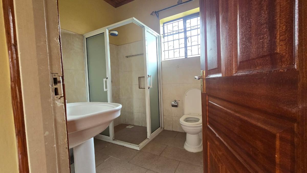 7 Bed House with En Suite at Muthaiga North - 13