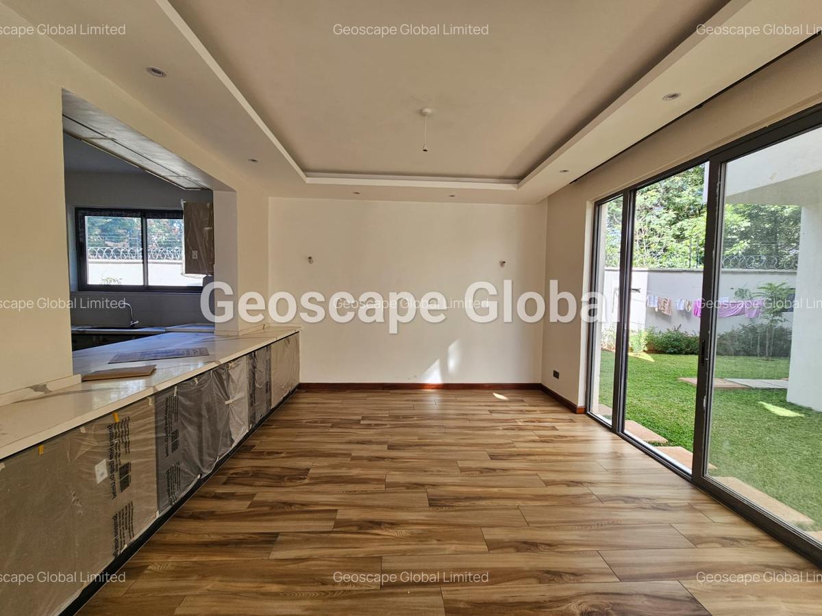 6 Bed Townhouse with En Suite in Lavington - 14