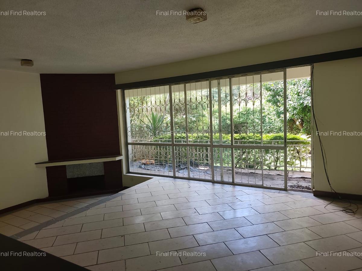 4 Bed Townhouse with Garden in Westlands Area - 19