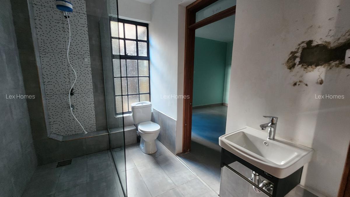 3 Bed Apartment with En Suite at Merisho Road - 10