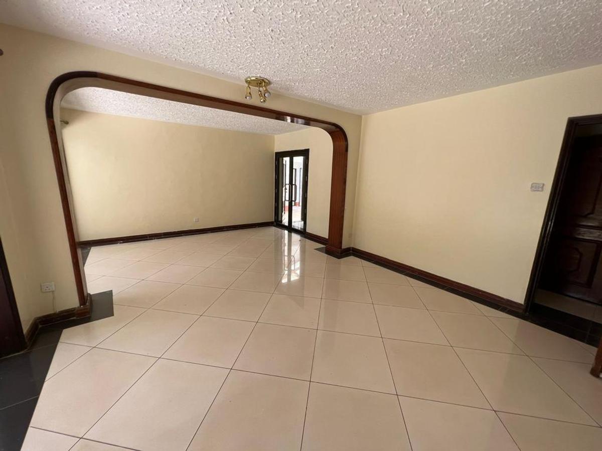 5 Bed Townhouse with En Suite in Westlands Area - 5