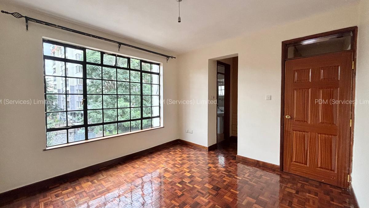 2 Bed Apartment with En Suite in Lavington - 8