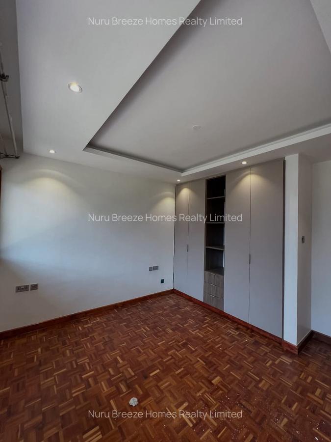 4 Bed Townhouse with En Suite in Westlands Area - 16