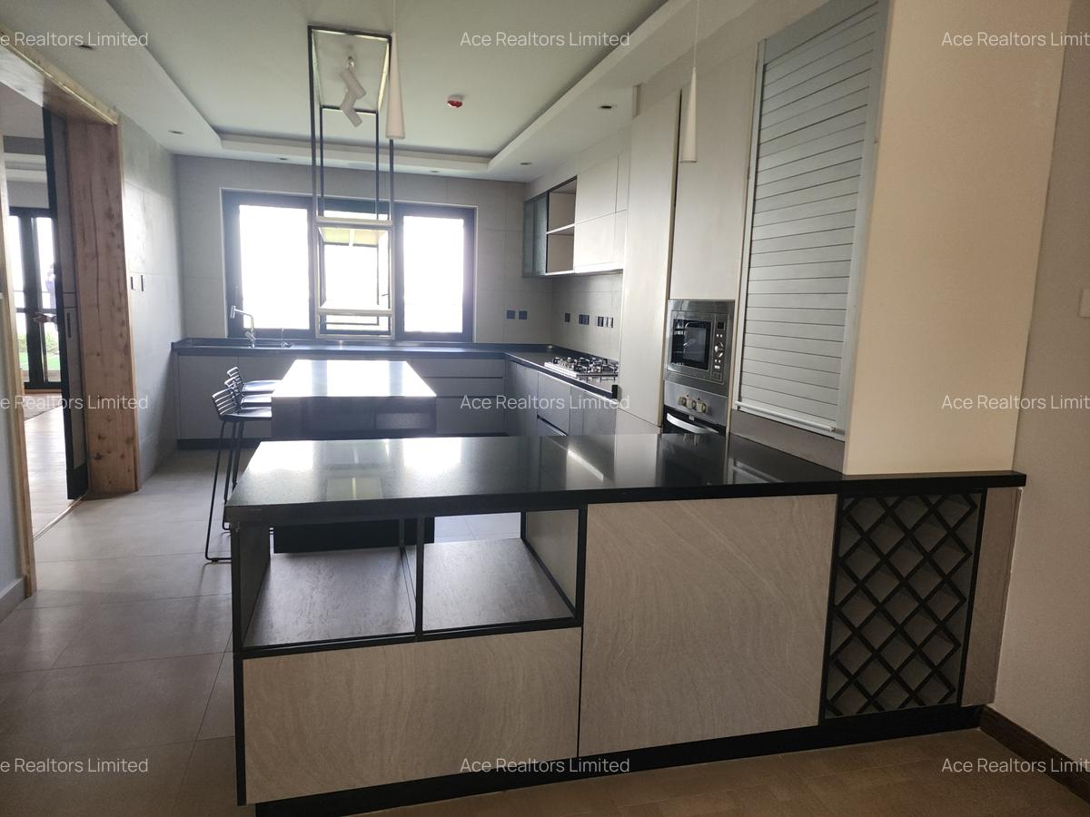 4 Bed Villa with En Suite at Jacaranda Avenue - 2