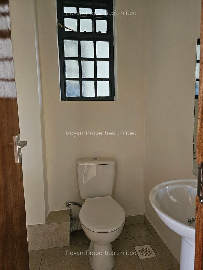 1 Bed Apartment with En Suite in Kiambu Road - 12