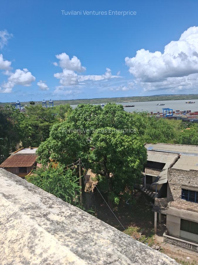 Land at Changamwe - 14