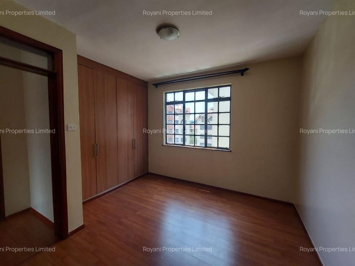 2 Bed Apartment with En Suite at Fourways Junction Estate - 14