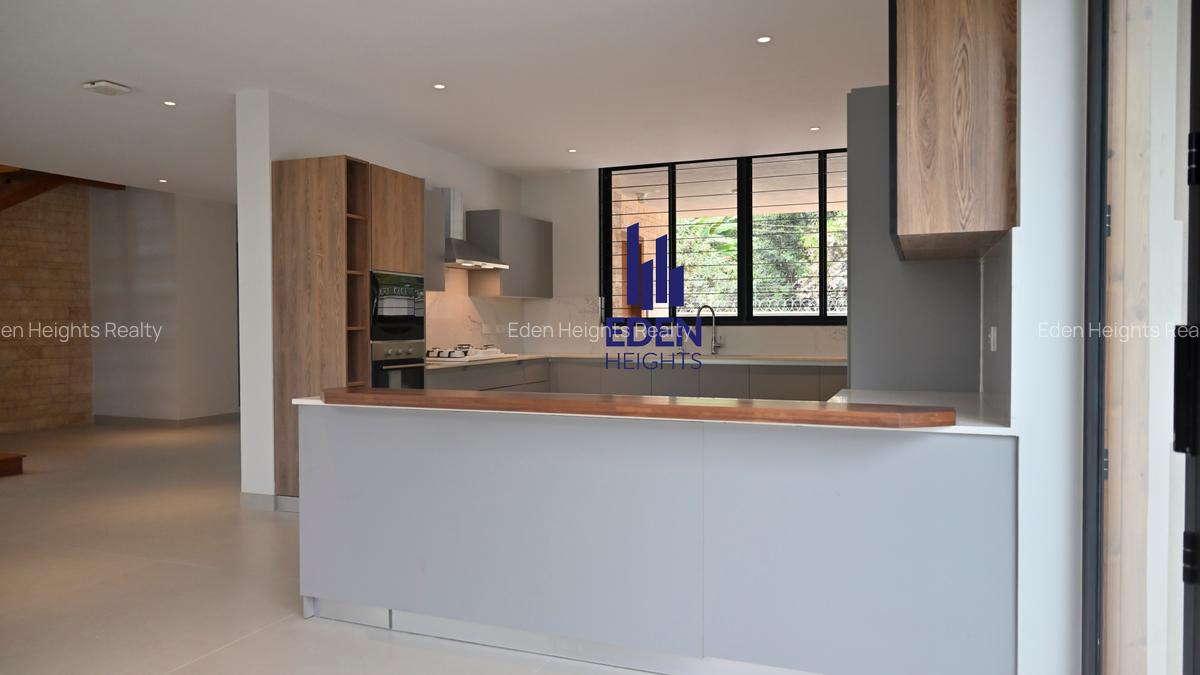 4 Bed House with En Suite in Loresho - 4