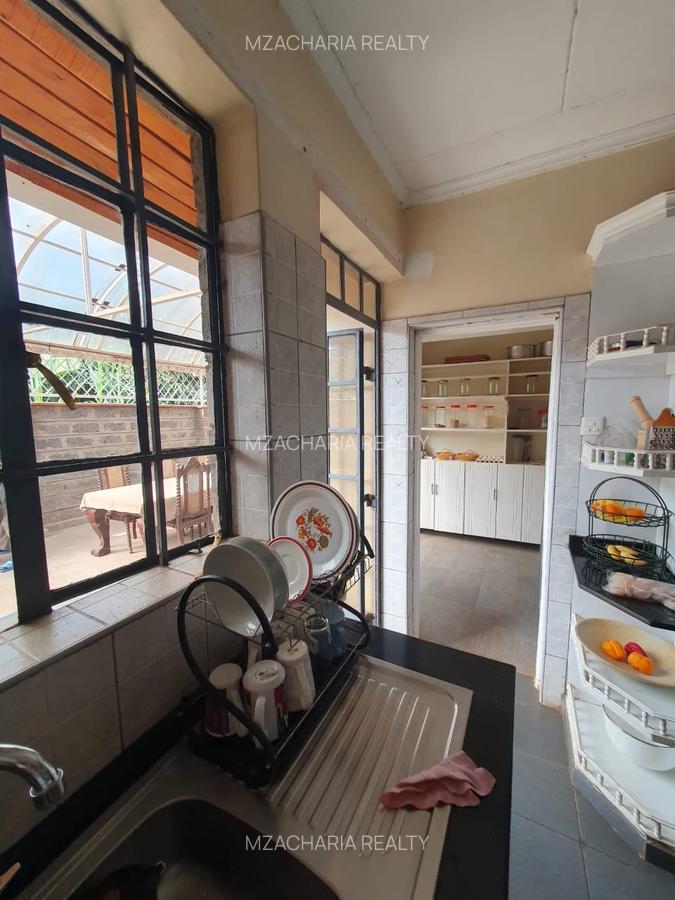 4 Bed House with En Suite in Nyari - 13