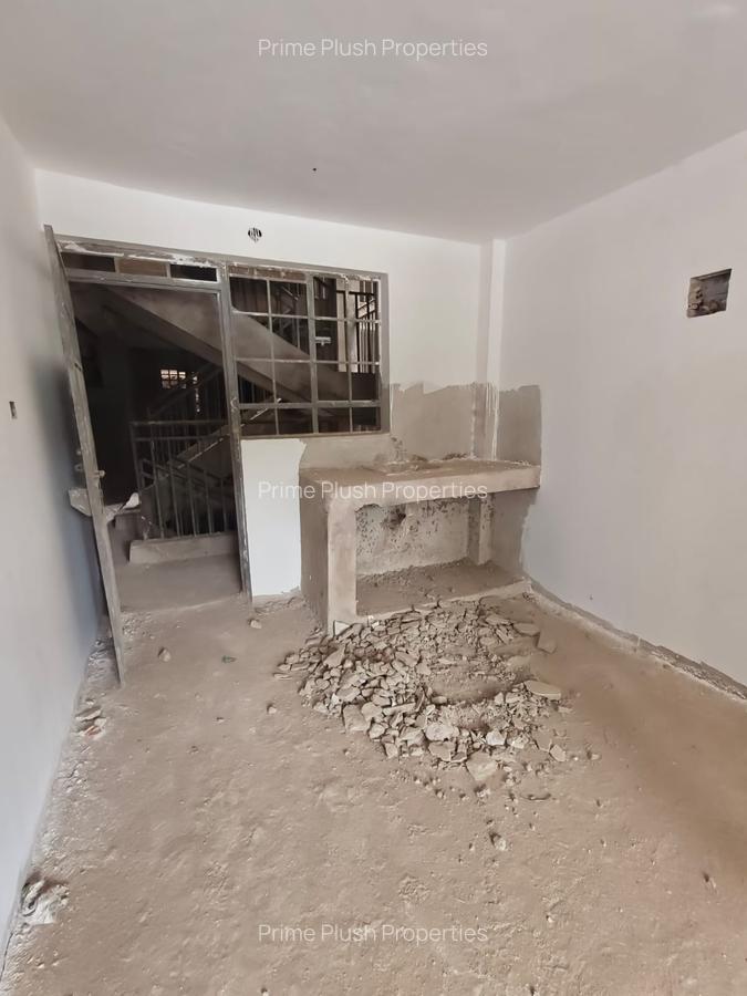 Commercial Property with Parking in Kitengela - 5