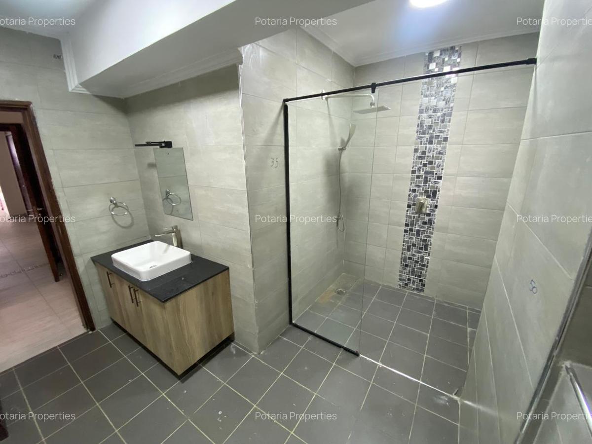 4 Bed Apartment with En Suite in Westlands Area - 9