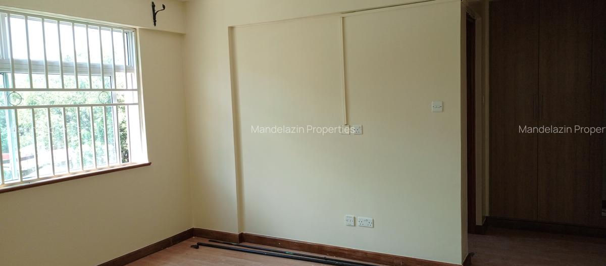 3 Bed Apartment with En Suite at Gatundu Road - 11