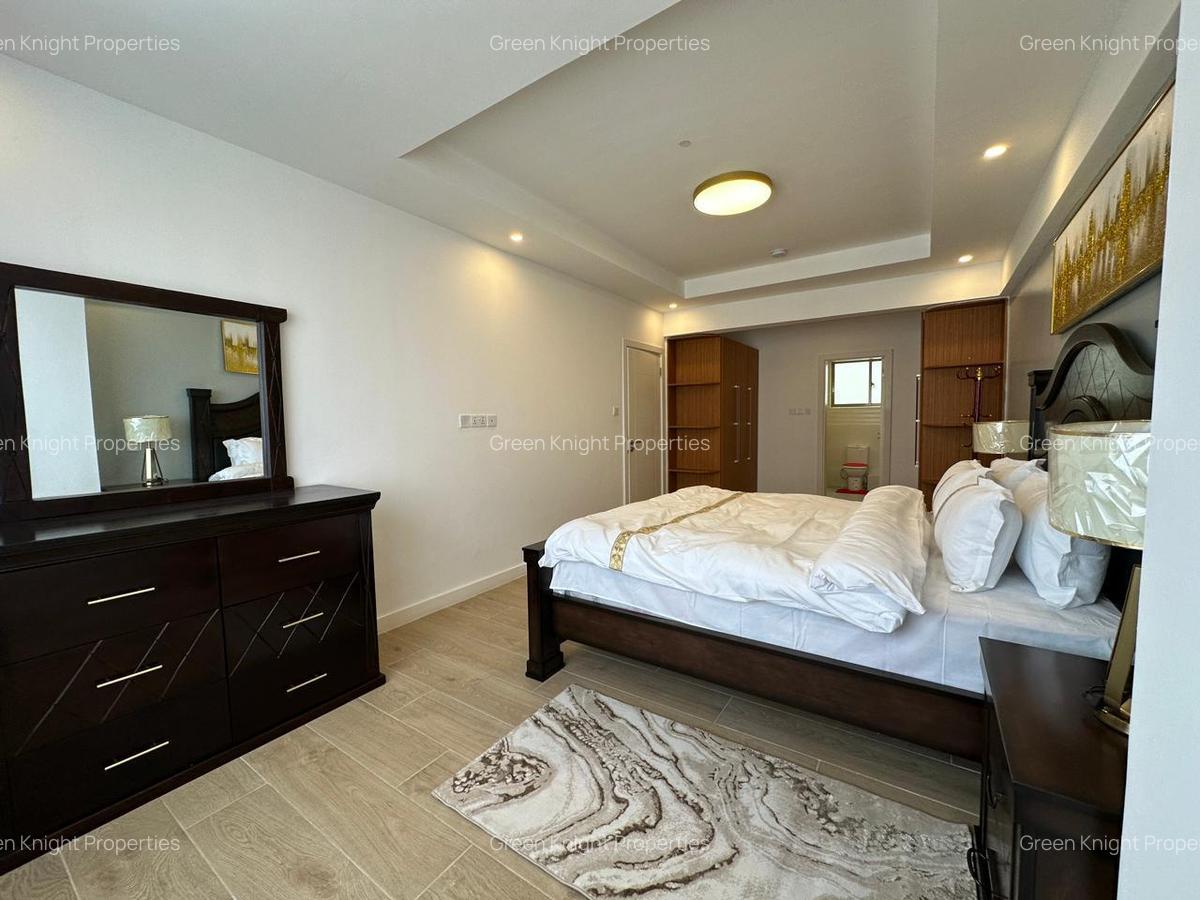 Serviced 3 Bed Apartment with En Suite in Kileleshwa - 2