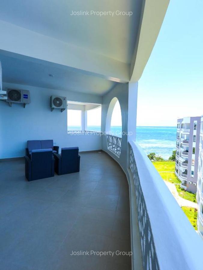 2 Bed Apartment with En Suite in Nyali Area - 6