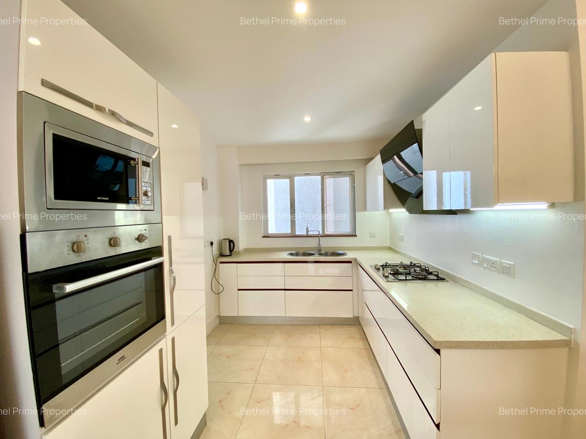 Furnished 2 Bed Apartment with En Suite in Rhapta Road - 17