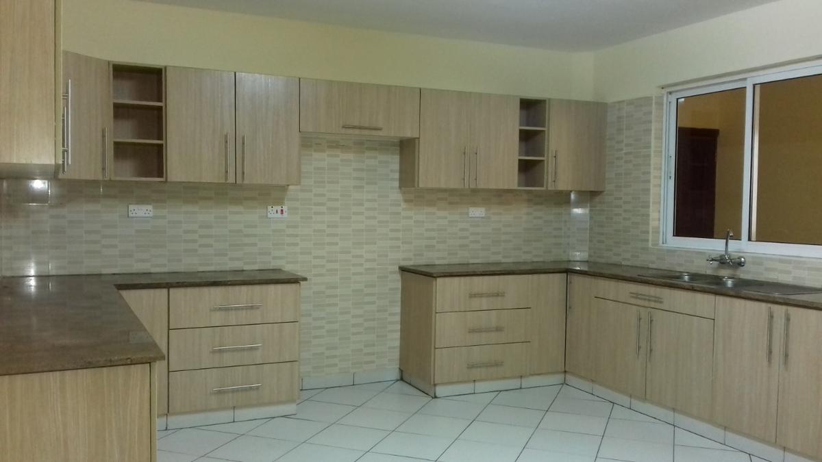 3 Bed Apartment with En Suite at Rhapta Rd - 12