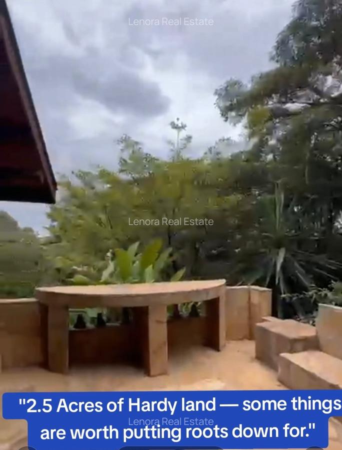 5 Bed House with En Suite in Karen - 3
