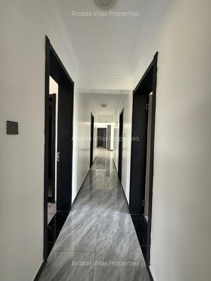 3 Bed Apartment with En Suite in Kileleshwa - 16