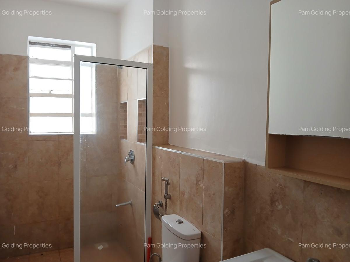 3 Bed Apartment with En Suite in Parklands - 13