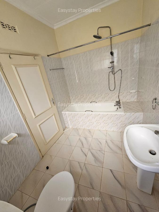 5 Bed House with En Suite in Gigiri - 10