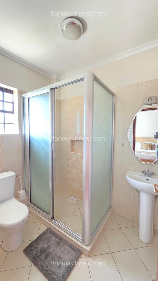 Furnished 2 Bed Apartment with En Suite at Denis Prit Road. - 17