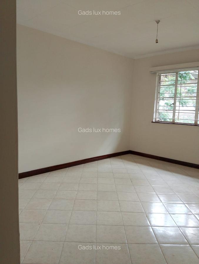 Commercial Property with Service Charge Included at Riverside - 10