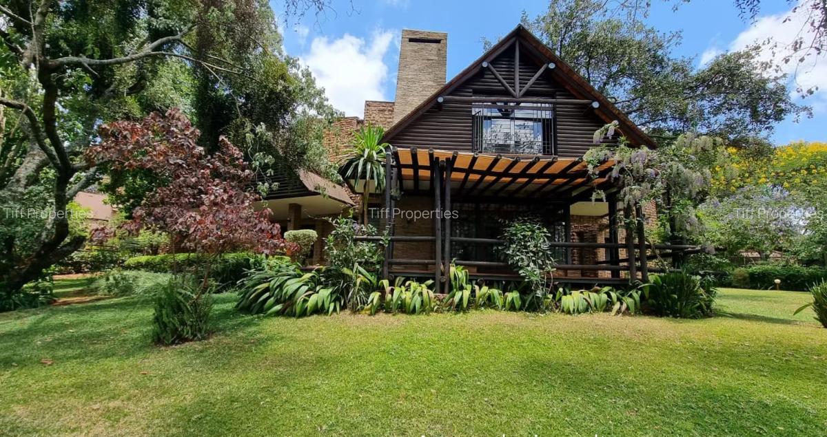 5 Bed Townhouse in Lake View - 12