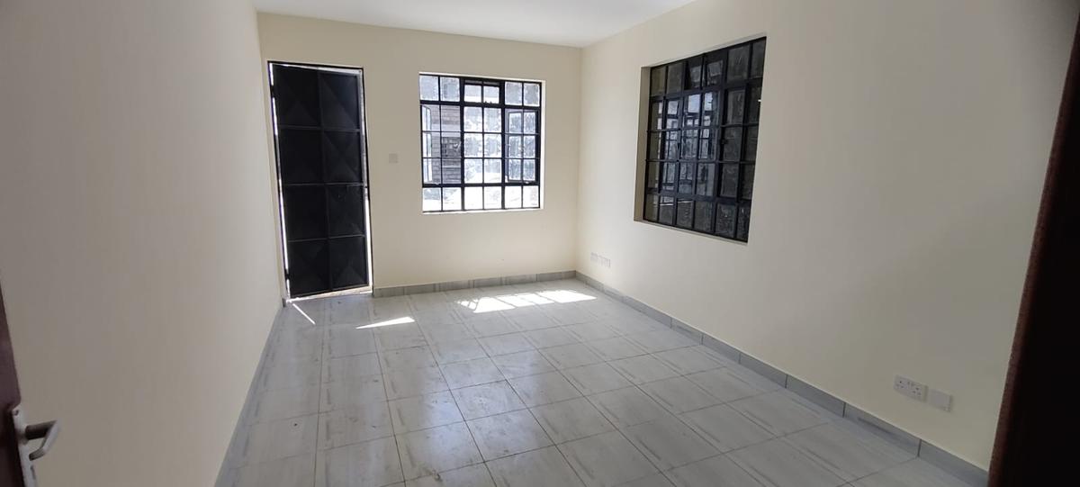 6,550 ft² Warehouse with Backup Generator in Kikuyu Town - 3