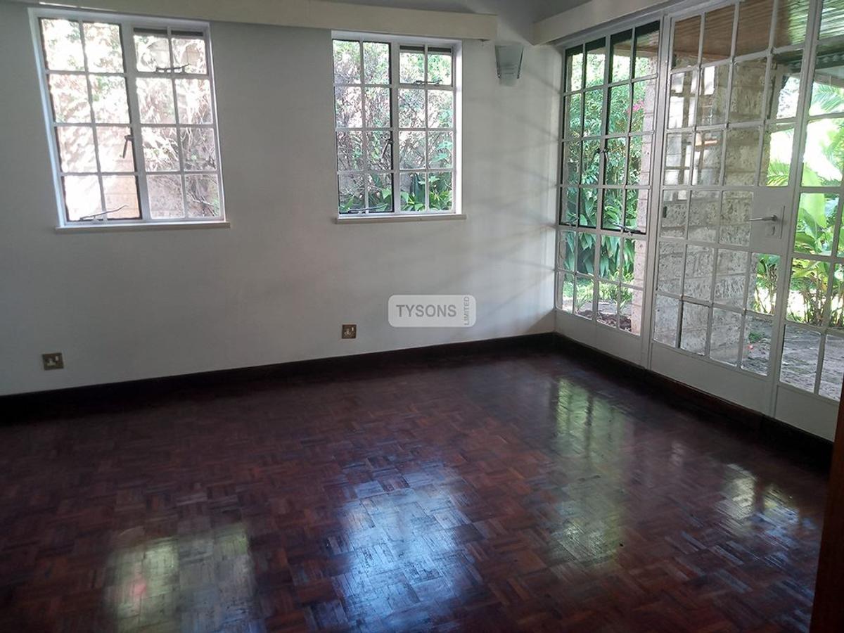 4 Bed Townhouse with En Suite in Muthaiga - 8