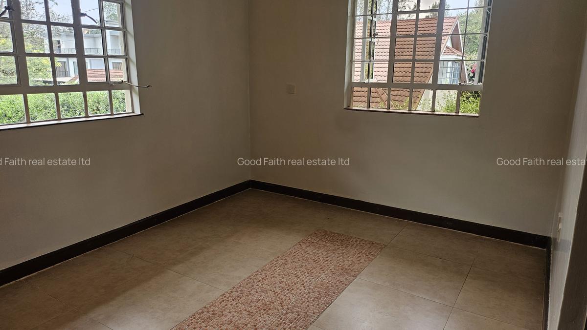 3 Bed House with En Suite in Runda - 14