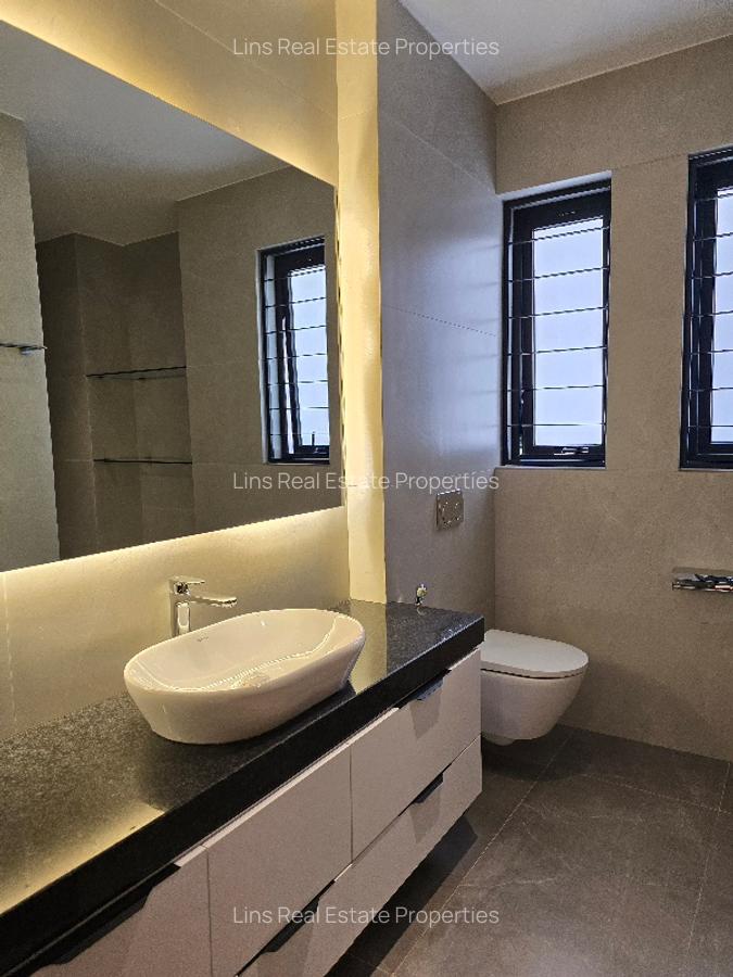 4 Bed Townhouse with En Suite in Loresho - 8