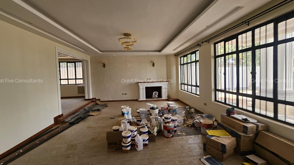5 Bed Villa with En Suite in Kiambu Road - 13