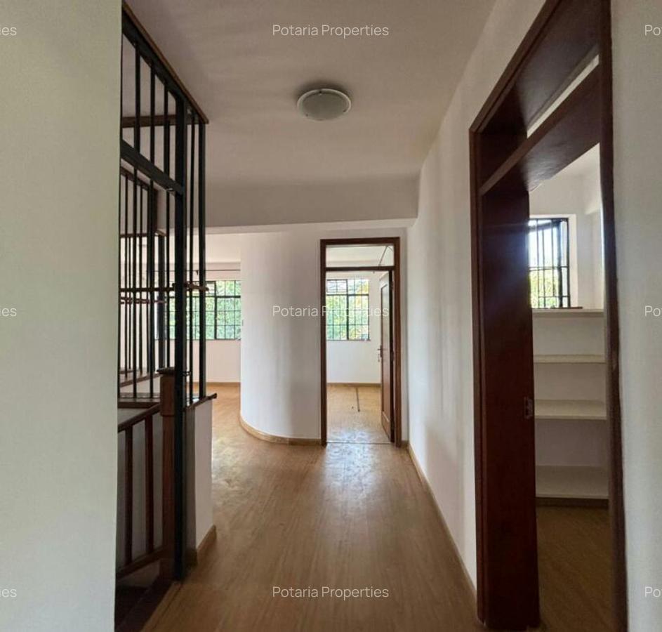 4 Bed House with En Suite in Runda - 5