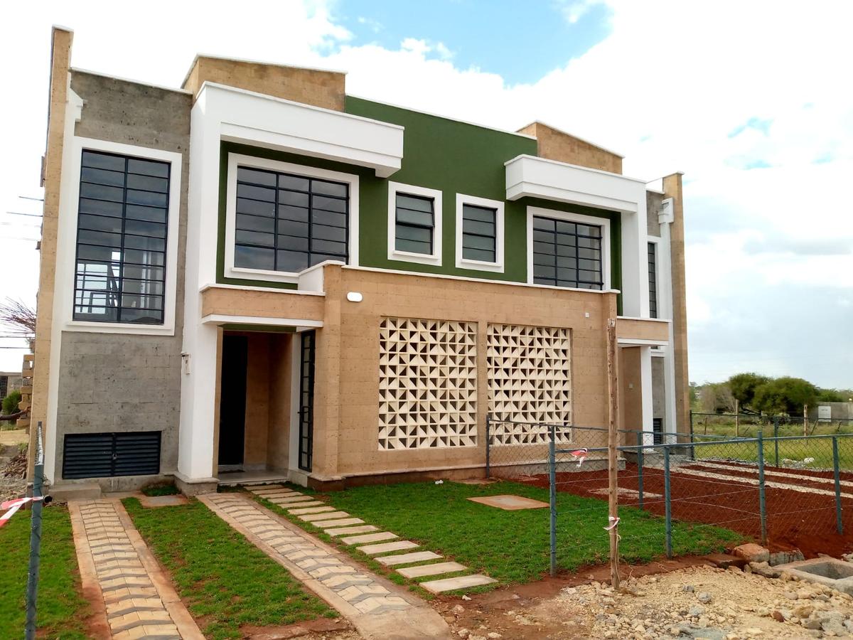 4 Bed House with En Suite at Yukos - 13