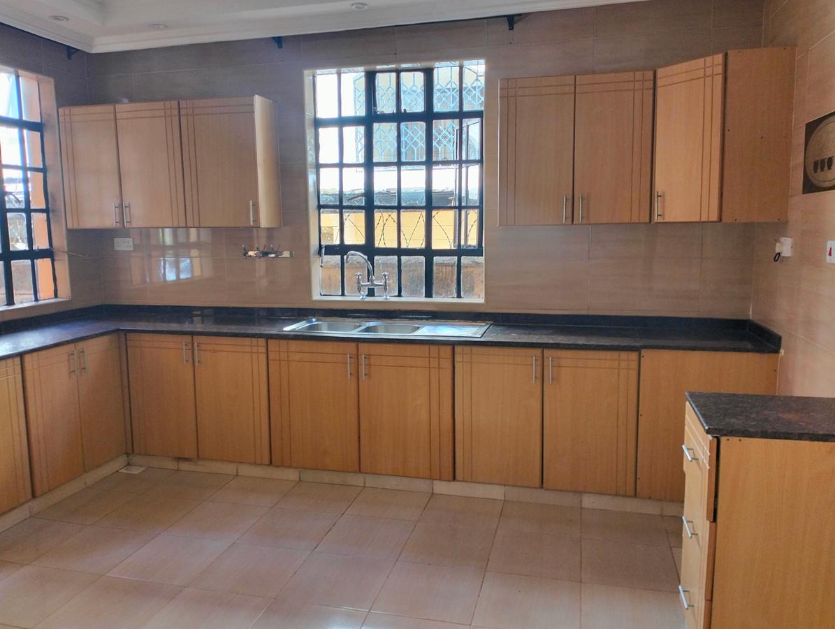 5 Bed Townhouse in Lavington - 11